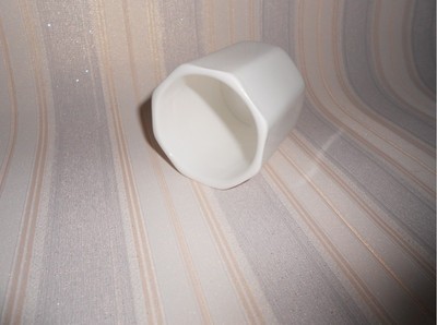 【廠家直銷、八角杯、純白潮州陶瓷、陶瓷杯子、酒店陶瓷擺臺、餐具】價格,廠家,圖片,杯子,潮州市楓溪區標敬陶瓷制作廠-